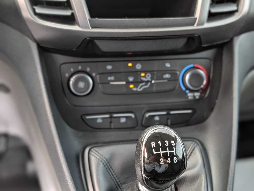 MIDCar coches ocasión Madrid Ford Transit Connect Van 1.5EcoBlue  Trend 240  S&S Trend L2, 3 Plazas, 6 Vel 120Cv Etiqueta C IVA Incl Garantia