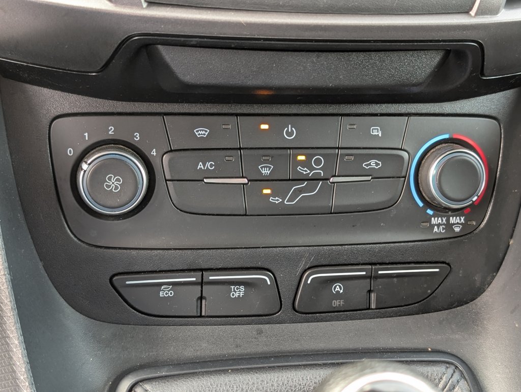 MIDCar coches ocasión Madrid Ford Transit Connect Van 1.5EcoBlue  Trend 240  S&S Trend L2, 3 Plazas, 6 Vel 120Cv Etiqueta C IVA Incl Garantia