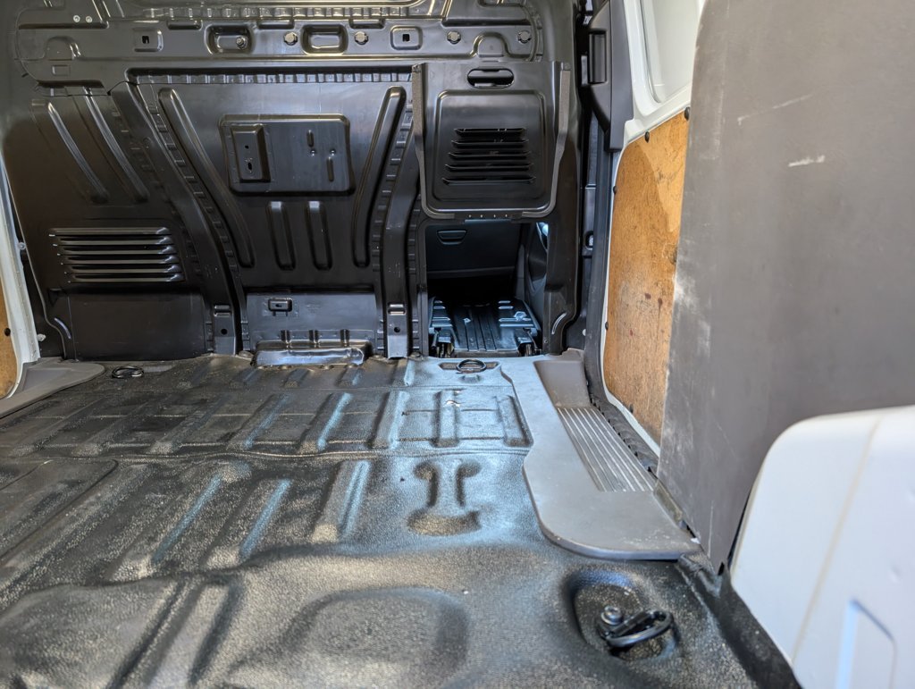 MIDCar coches ocasión Madrid Ford Transit Connect Van 1.5EcoBlue  Trend 240  S&S Trend L2, 3 Plazas, 6 Vel 120Cv Etiqueta C IVA Incl Garantia