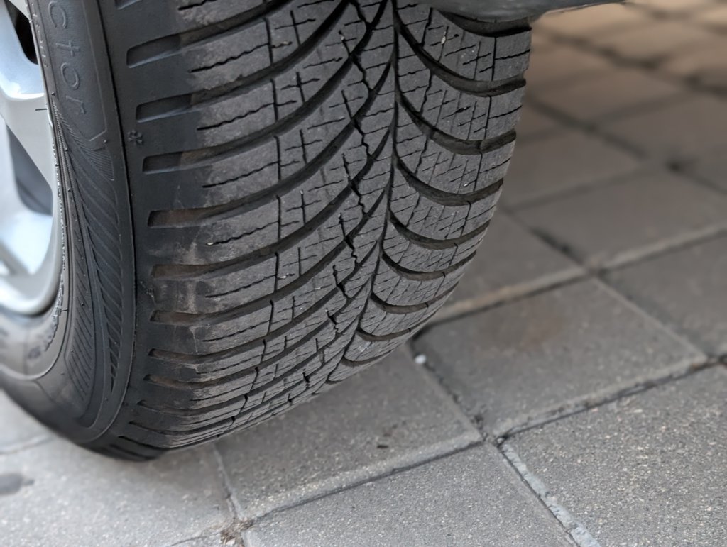 MIDCar coches ocasión Madrid Ford Transit Connect Van 1.5EcoBlue  Trend 240  S&S Trend L2, 3 Plazas, 6 Vel 120Cv Etiqueta C IVA Incl Garantia