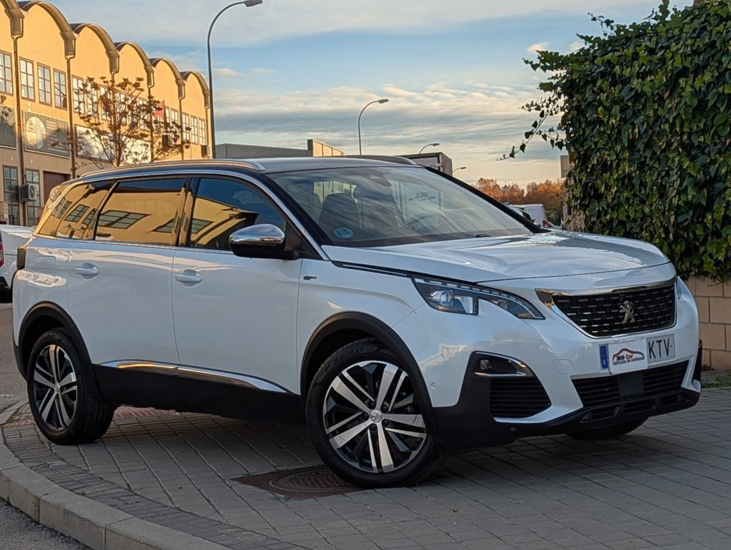 MIDCar coches ocasión Madrid Peugeot 5008 2.0 BlueHDi 180Cv GT Line EAT8 7 Plazas Nacional Garantía e IVA Incluida