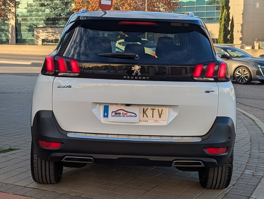 MIDCar coches ocasión Madrid Peugeot 5008 2.0 BlueHDi 180Cv GT Line EAT8 7 Plazas Nacional Garantía e IVA Incluida