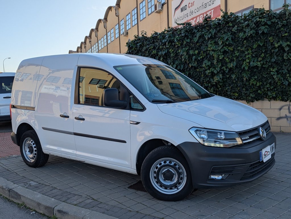 MIDCar coches ocasión Madrid Volkswagen Caddy Profesional Furgón 1.4 TGI 81kW BM 110Cv, Etiqueta medioambiental Eco IVA y Garantía Inc