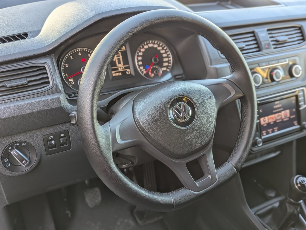 MIDCar coches ocasión Madrid Volkswagen Caddy Profesional Furgón 1.4 TGI 81kW BM 110Cv, Etiqueta medioambiental Eco IVA y Garantía Inc