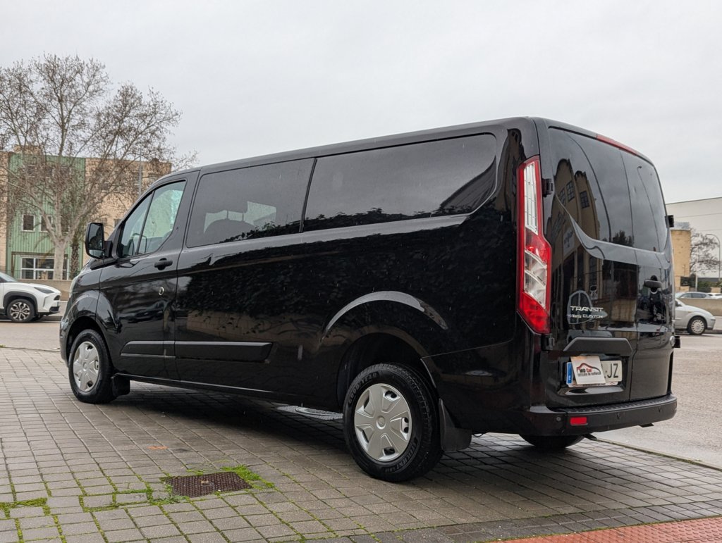 MIDCar coches ocasión Madrid Ford Transit Custom Van Dobl 2.0 TDCI 96kW 300 L2 MHEV Trend 4 Puertas Etiqueta ECO 6 Plazas