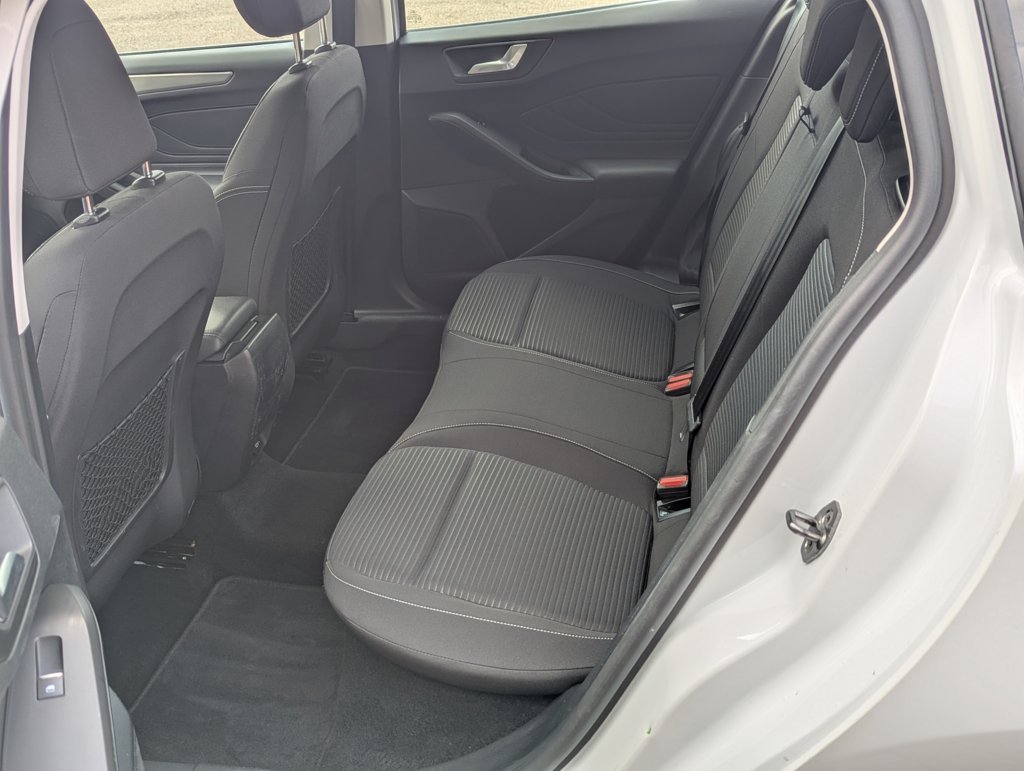 MIDCar coches ocasión Madrid Ford Focus SB  Titanium 1.5EcoBlue 120Cv 6Velocidade Etiqueta C Nacional IVa y Garantía