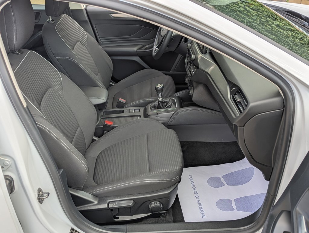 MIDCar coches ocasión Madrid Ford Focus SB  Titanium 1.5EcoBlue 120Cv 6Velocidade Etiqueta C Nacional IVa y Garantía