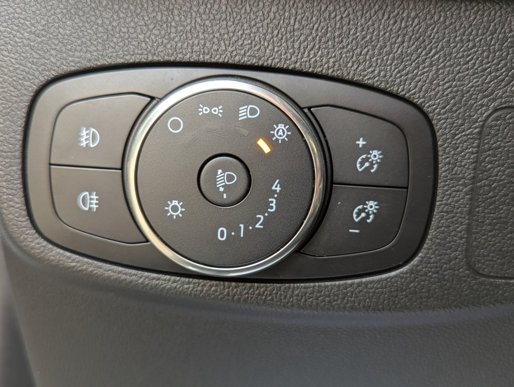 MIDCar coches ocasión Madrid Ford Focus SB  Titanium 1.5EcoBlue 120Cv 6Velocidade Etiqueta C Nacional IVa y Garantía