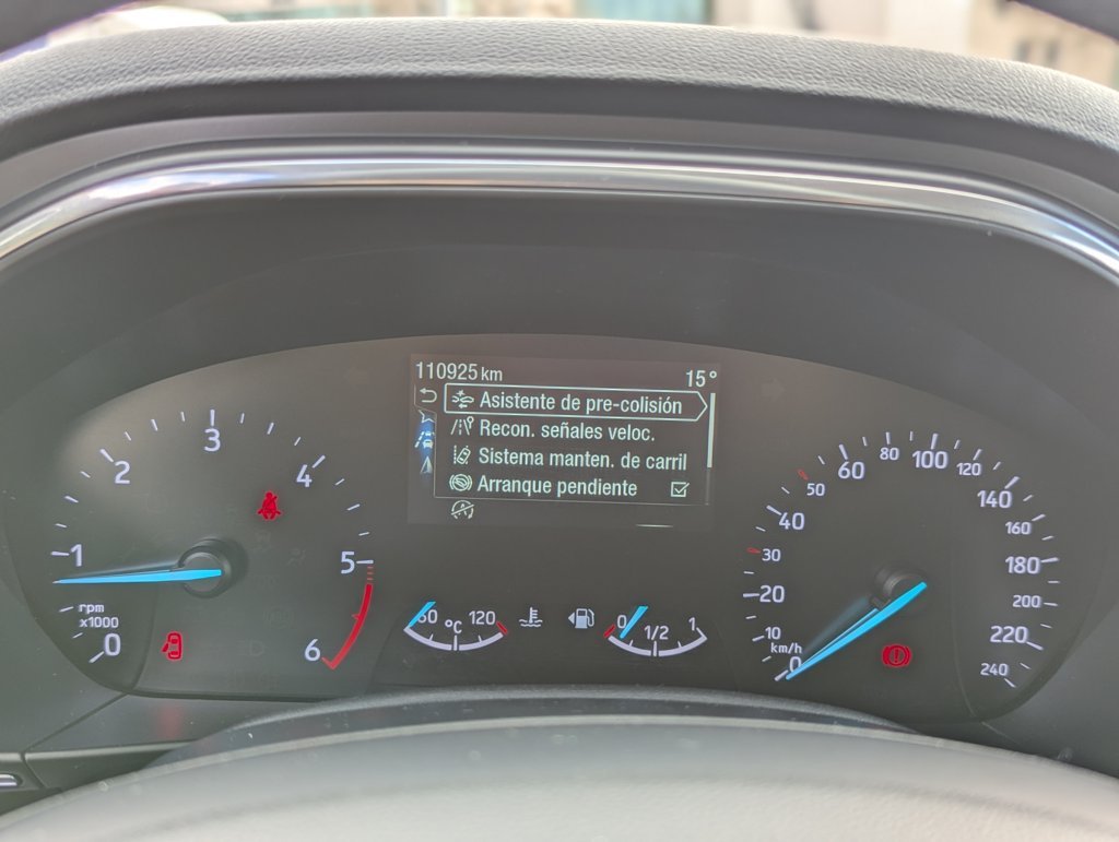 MIDCar coches ocasión Madrid Ford Focus SB  Titanium 1.5EcoBlue 120Cv 6Velocidade Etiqueta C Nacional IVa y Garantía