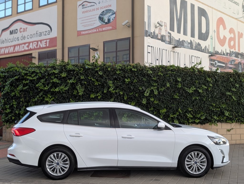 MIDCar coches ocasión Madrid Ford Focus SB  Titanium 1.5EcoBlue 120Cv 6Velocidade Etiqueta C Nacional IVa y Garantía