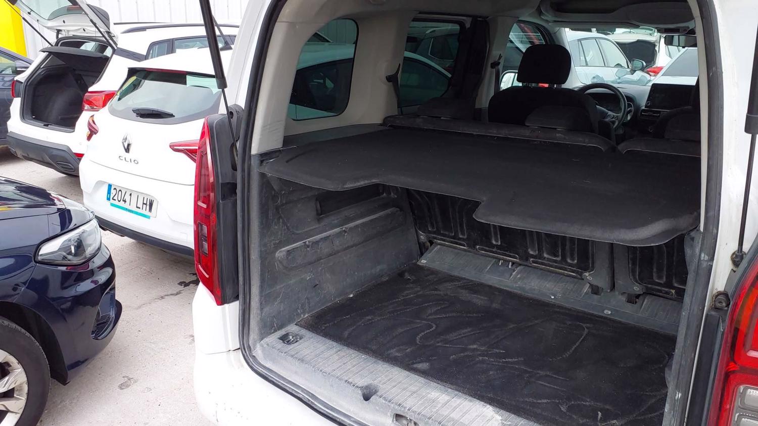 MIDCar coches ocasión Madrid Opel Combo 1.5Td S7S Edition Plus L 100Cv IVA y Garantia Inc Etiqueta C Nacional