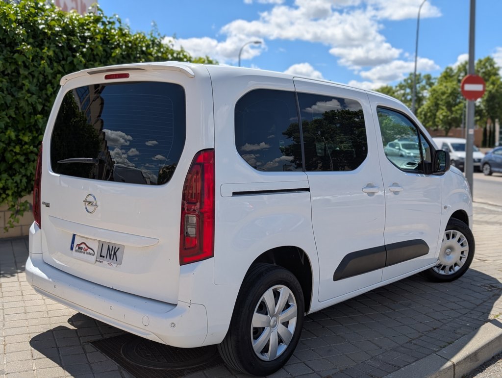 MIDCar coches ocasión Madrid Opel Combo 1.5Td S7S Edition Plus L 100Cv IVA y Garantia Inc Etiqueta C Nacional