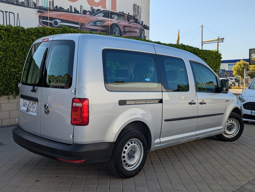 MIDCar coches ocasión Madrid Volkswagen Caddy Profesional Kombi Maxi 2.0Tdi  Etiqueta C IVA y Garantía Incl