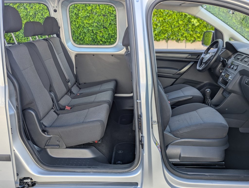 MIDCar coches ocasión Madrid Volkswagen Caddy Profesional Kombi Maxi 2.0Tdi  Etiqueta C IVA y Garantía Incl