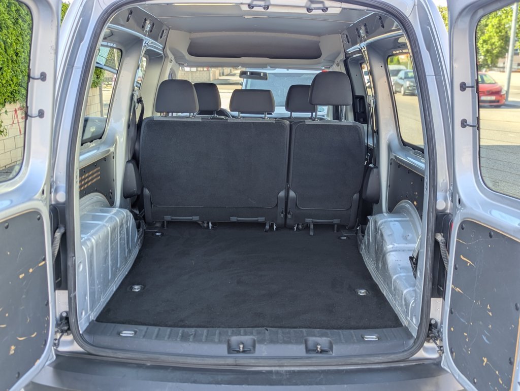 MIDCar coches ocasión Madrid Volkswagen Caddy Profesional Kombi Maxi 2.0Tdi  Etiqueta C IVA y Garantía Incl