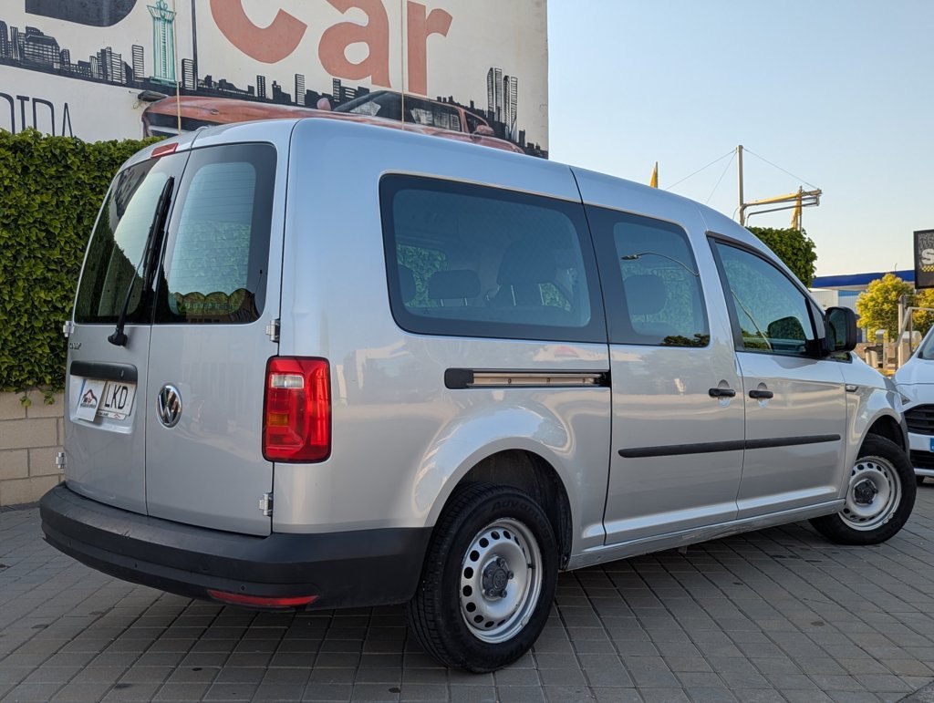 MIDCar coches ocasión Madrid Volkswagen Caddy Profesional Kombi Maxi 2.0Tdi  Etiqueta C IVA y Garantía Incl