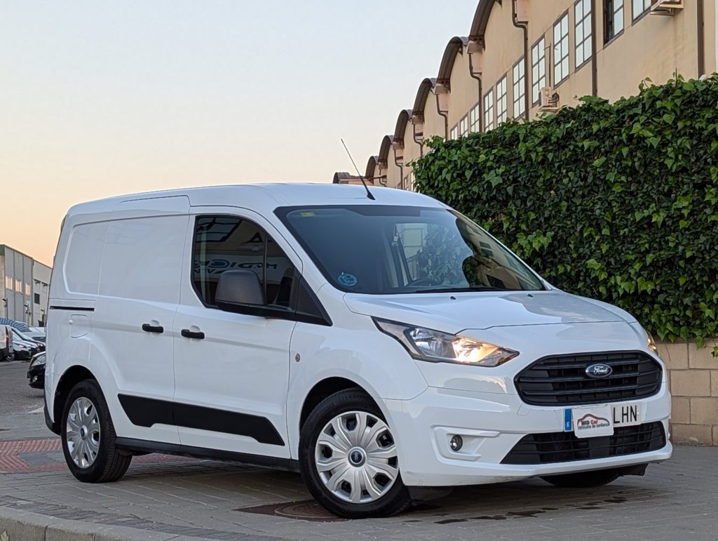 MIDCar coches ocasión Madrid Ford Transit Connect Furgón Van  Trend 220 L1 Automatico 3 Plazas