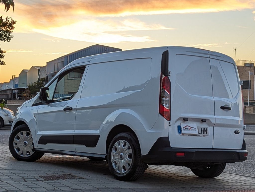 MIDCar coches ocasión Madrid Ford Transit Connect Furgón Van  Trend 220 L1 Automatico 3 Plazas