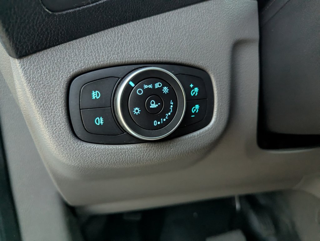 MIDCar coches ocasión Madrid Ford Transit Connect Furgón Van 1.5 EcoBlue Trend 220 L1 Automático 120 CV