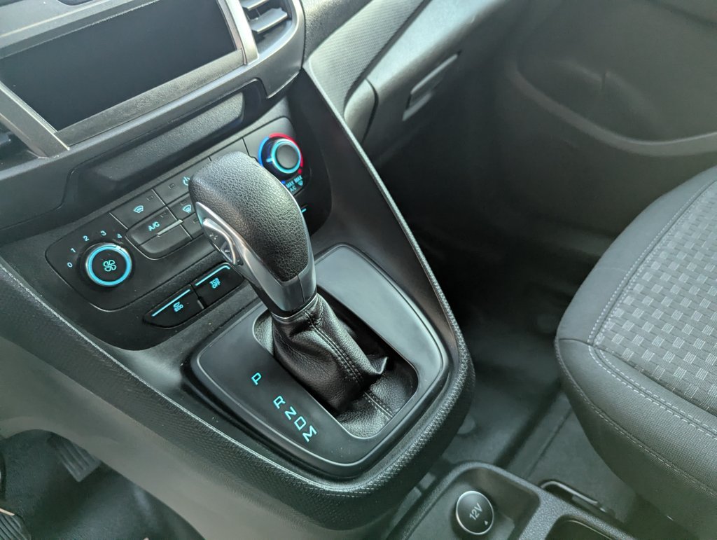 MIDCar coches ocasión Madrid Ford Transit Connect Furgón Van 1.5 EcoBlue Trend 220 L1 Automático 120 CV