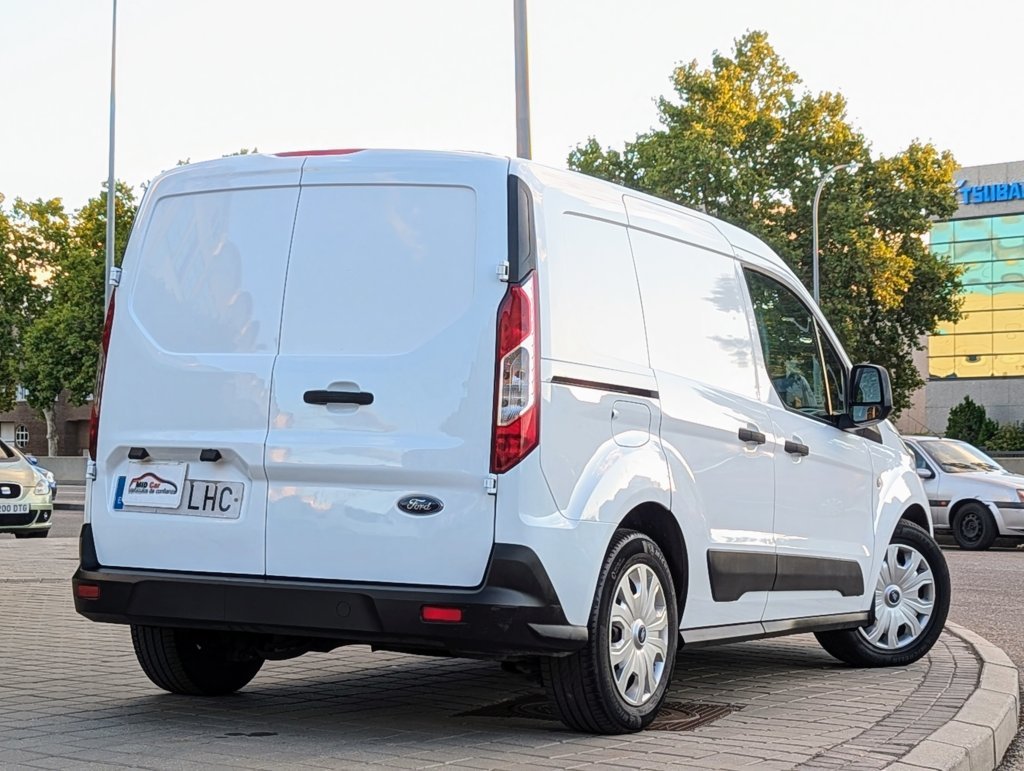 MIDCar coches ocasión Madrid Ford Transit Connect Furgón Van  Trend 220 L1 Automático 3 Plazas