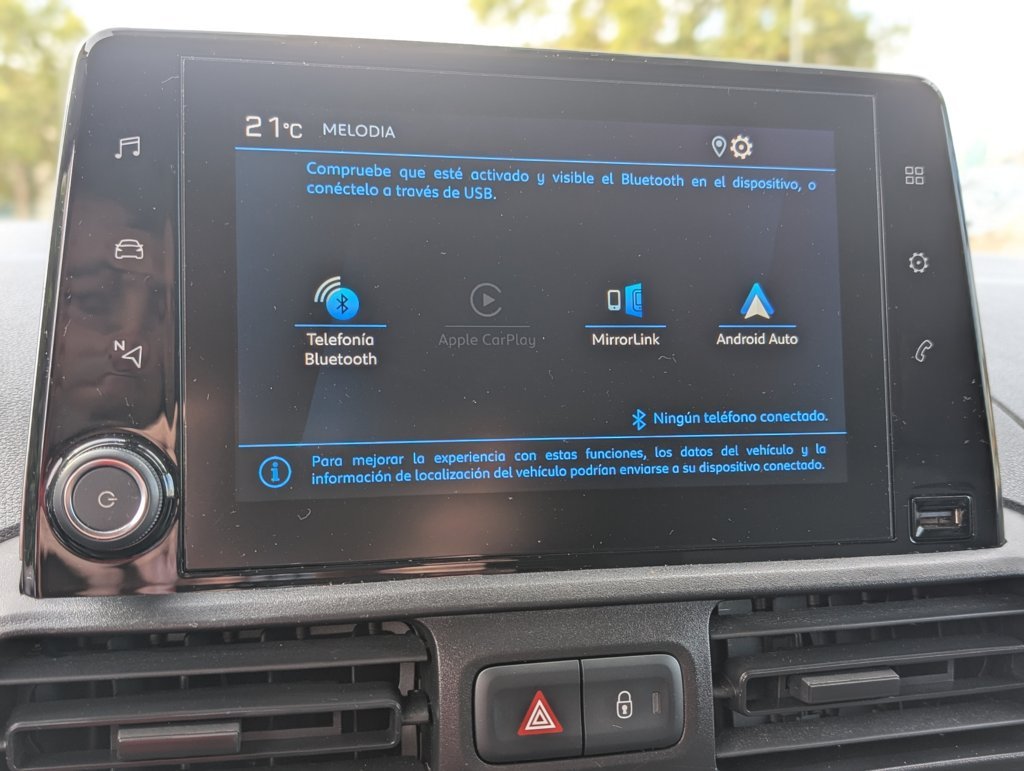 MIDCar coches ocasión Madrid Peugeot Partner Premium 1.6BlueHdi Etiqueta C con IVA y Garantía Incluida Pantalla y freno mano electrico