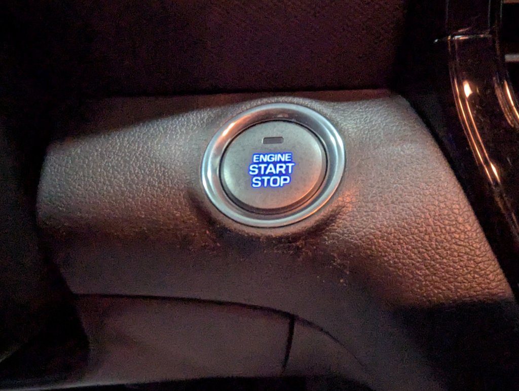 MIDCar coches ocasión Madrid HYUNDAI  iONIQ 1.6 GDI HEV Tecno DCT Hybrido Etiqueta ECO nacional IVA y Garantía Incl