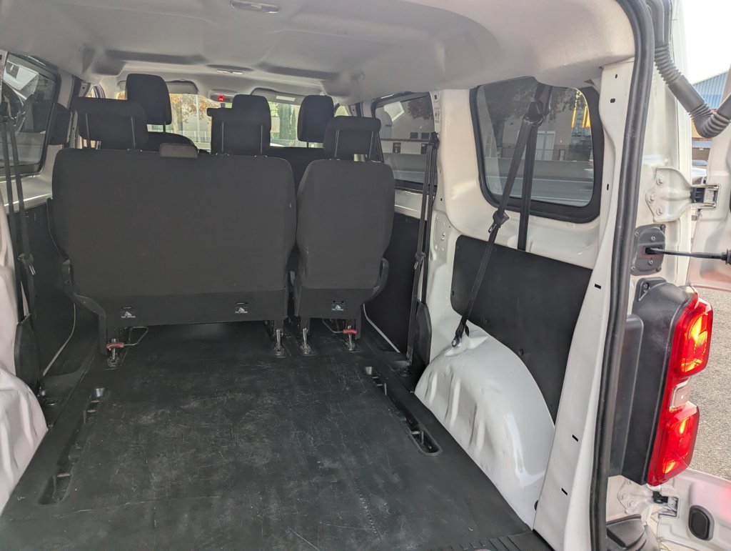 MIDCar coches ocasión Madrid Citroen Jumpy 2.0BlueHdi 150Cv , 6/9 Plazas con IVA y garantía Incl Etiqueta C