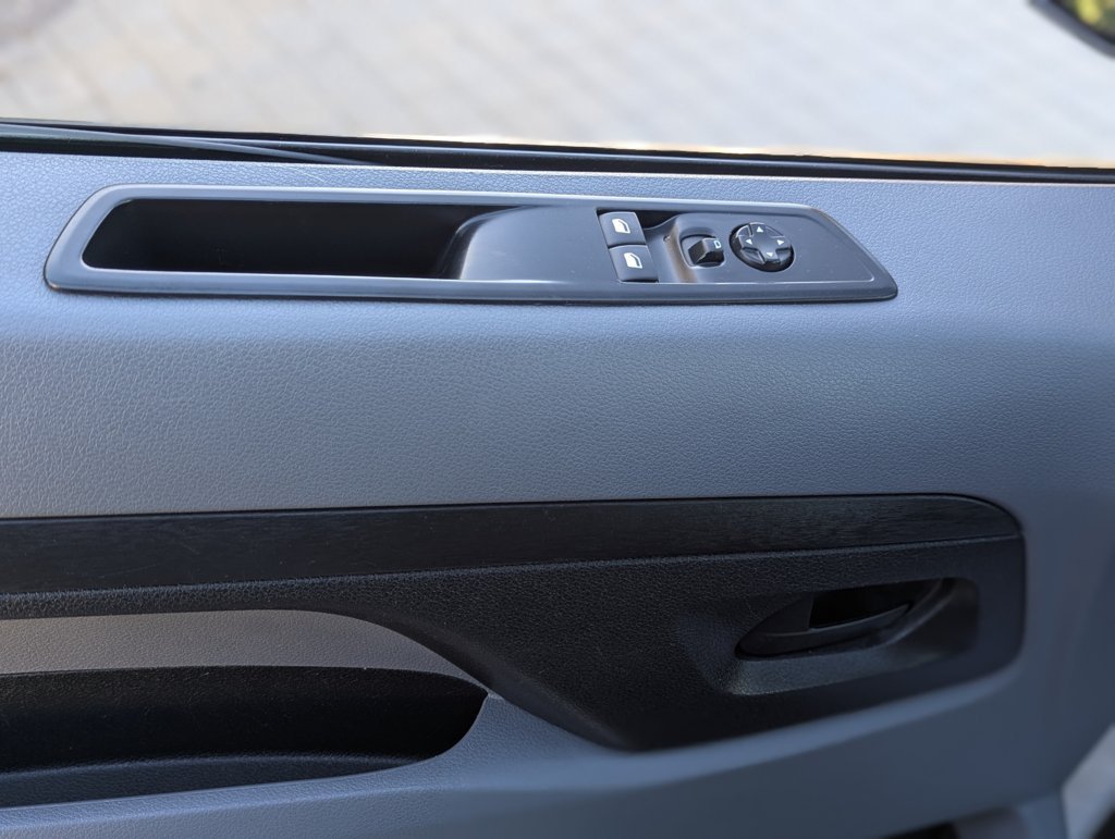 MIDCar coches ocasión Madrid Citroen Jumpy 2.0BlueHdi 150Cv , 6/9 Plazas con IVA y garantía Incl Etiqueta C