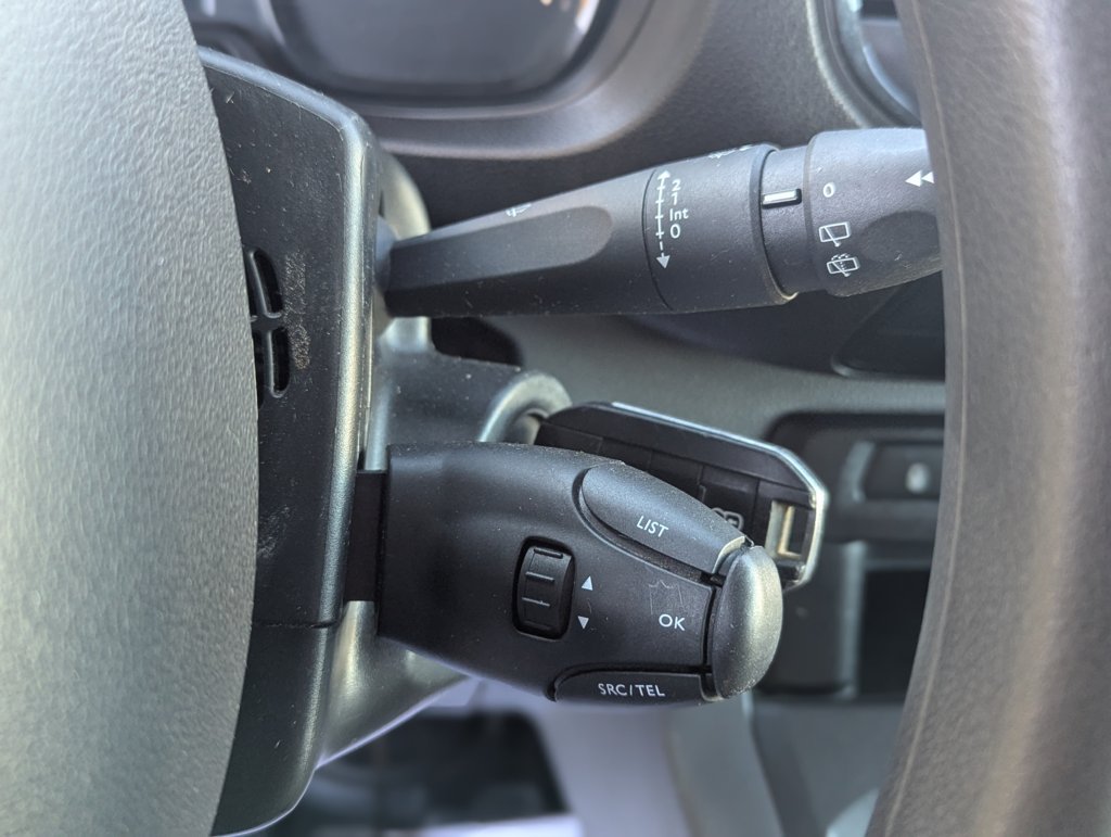 MIDCar coches ocasión Madrid Citroen Jumpy 2.0BlueHdi 150Cv , 6/9 Plazas con IVA y garantía Incl Etiqueta C