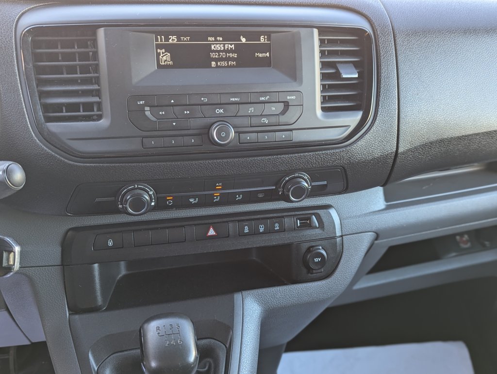 MIDCar coches ocasión Madrid Citroen Jumpy 2.0BlueHdi 150Cv , 6/9 Plazas con IVA y garantía Incl Etiqueta C