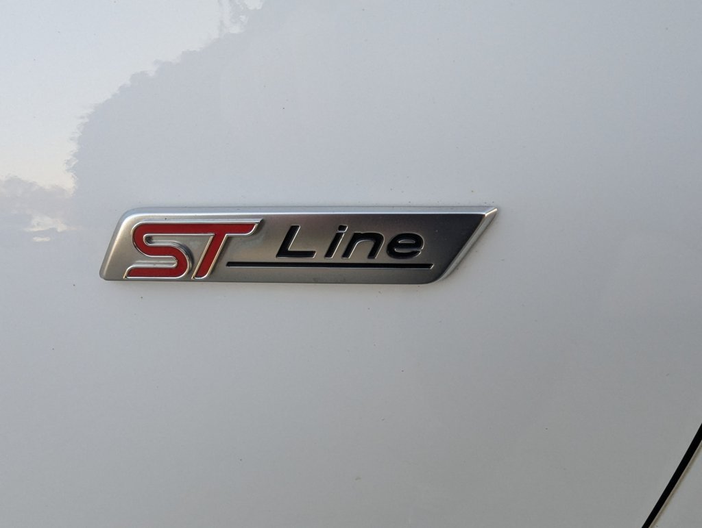 MIDCar coches ocasión Madrid Ford Mondeo 2.0 Híbrido 138kW ST-Line HEV AT SB  Etiqueta medioambiental ECO Nacional 1Dueño con IVA y Garantía