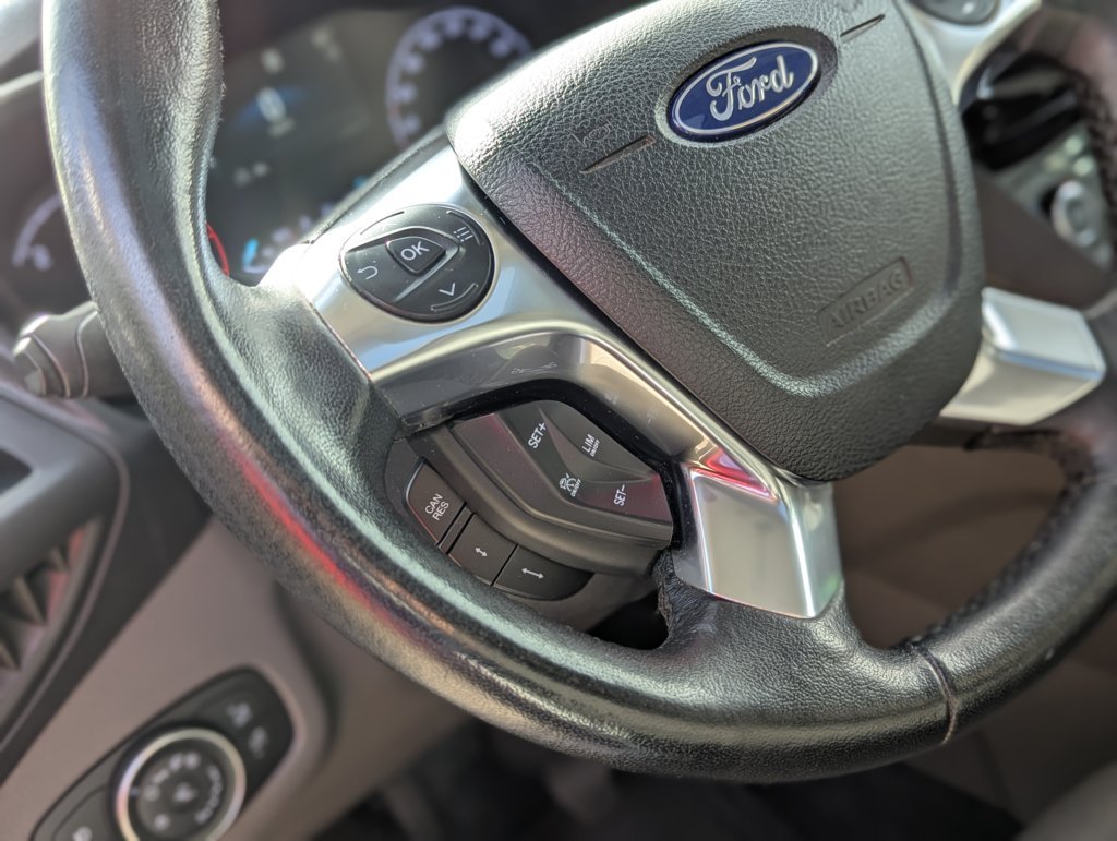 MIDCar coches ocasión Madrid Ford Grand Connect  Kombi  Titanium 1.5 TDCi 100Cv Monovolumen