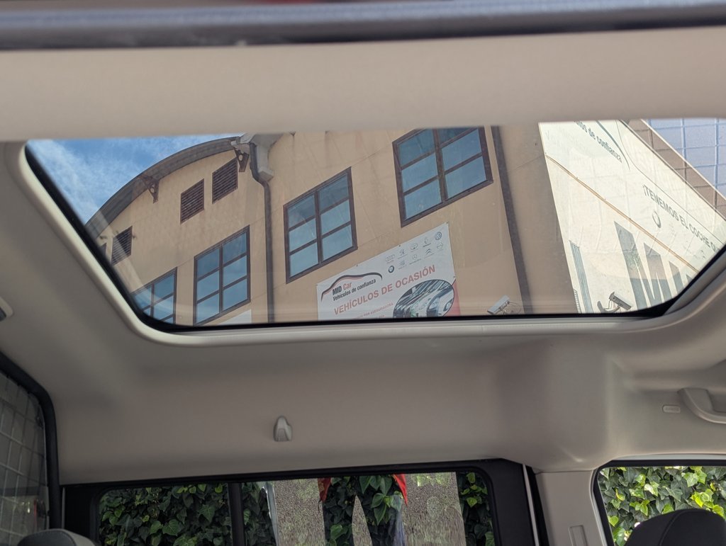 MIDCar coches ocasión Madrid Ford Grand Connect  Kombi  Titanium 1.5 TDCi 100Cv Monovolumen