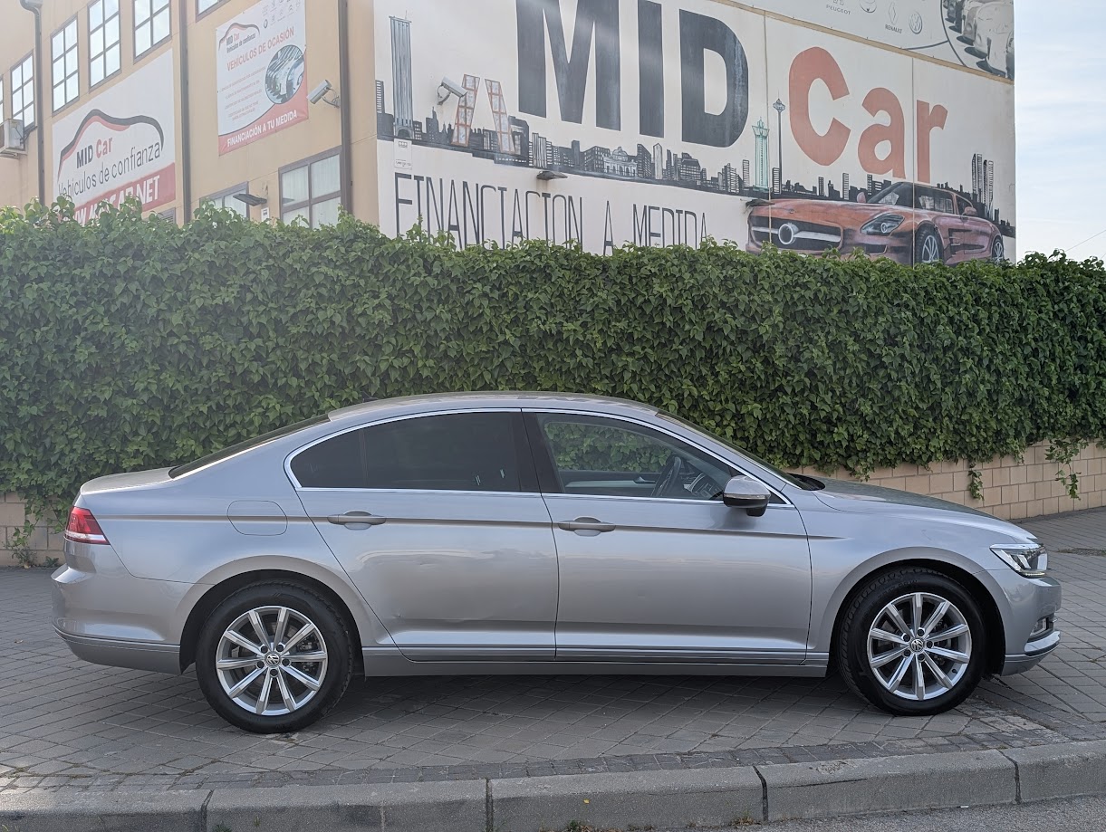 MIDCar coches ocasión Madrid VOLKSWAGEN PASSAT Advance 2.0 TDI 110kW (150CV)