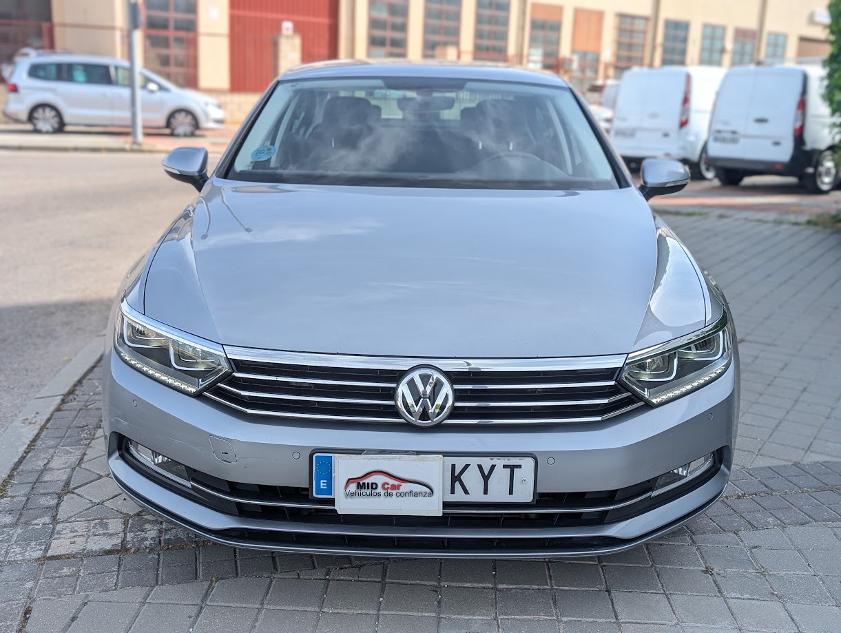 MIDCar coches ocasión Madrid VOLKSWAGEN PASSAT Advance 2.0 TDI 110kW (150CV)
