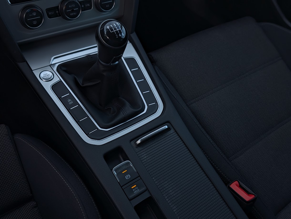 MIDCar coches ocasión Madrid VOLKSWAGEN PASSAT Advance 2.0 TDI 110kW (150CV)