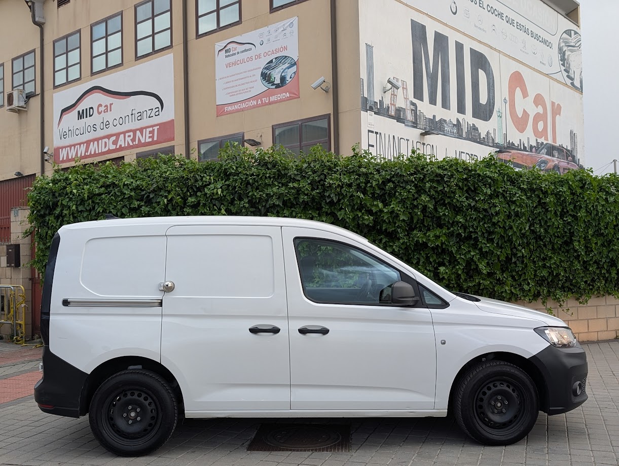 MIDCar coches ocasión Madrid Volkswagen Caddy Profesional Furgón Nuevo Modelo 2.0Tdi 122Cv 4MOTION 6Velocidades IVA y Garantía Incl Etiqueta C