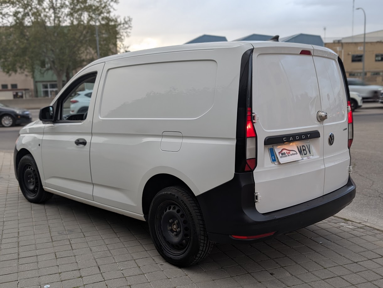 MIDCar coches ocasión Madrid Volkswagen Caddy Profesional Furgón Nuevo Modelo 2.0Tdi 122Cv 4MOTION 6Velocidades IVA y Garantía Incl Etiqueta C