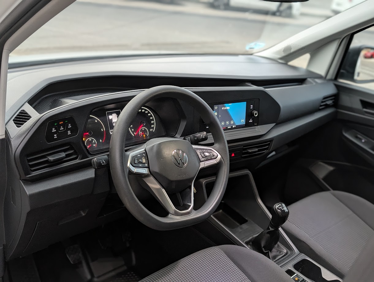 MIDCar coches ocasión Madrid Volkswagen Caddy Profesional Furgón Nuevo Modelo 2.0Tdi 122Cv 4MOTION 6Velocidades IVA y Garantía Incl Etiqueta C