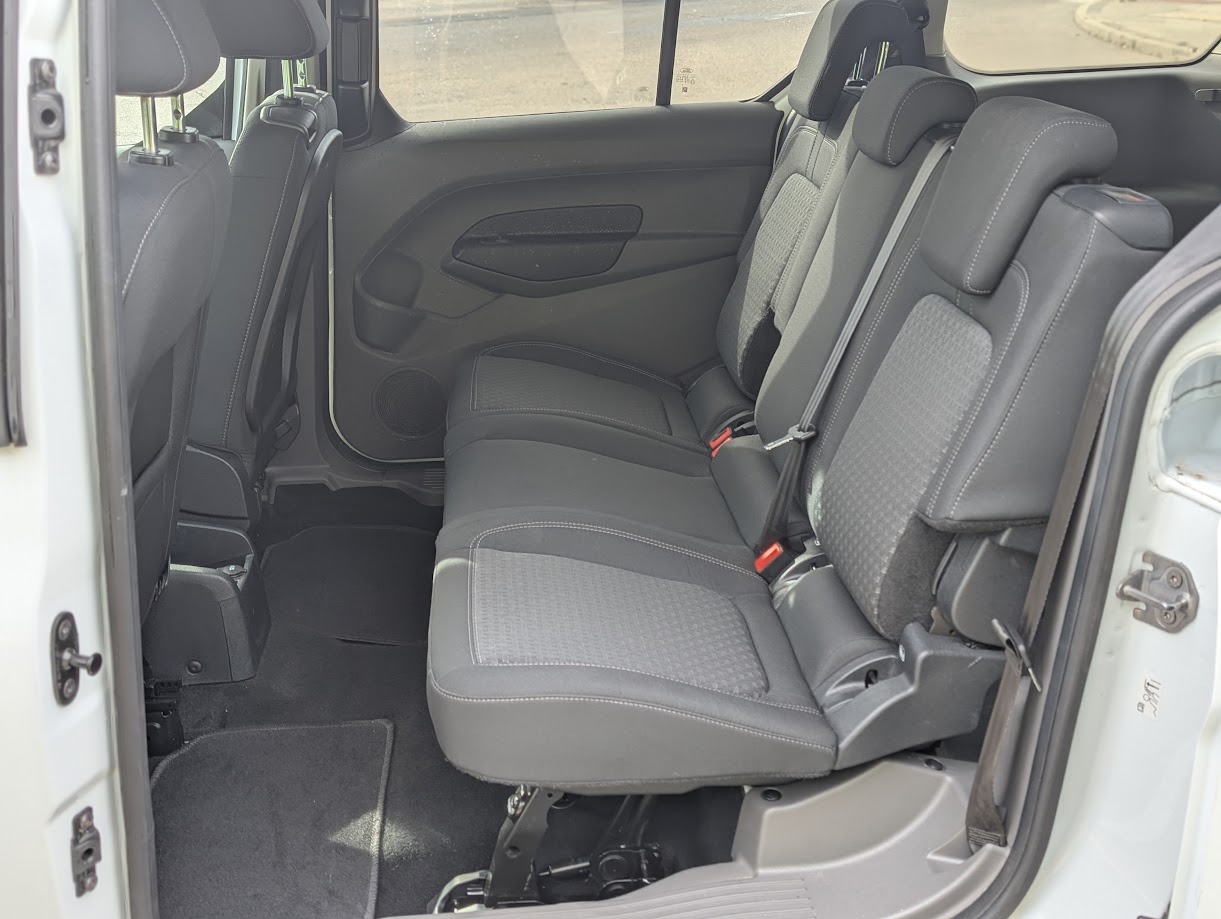 MIDCar coches ocasión Madrid Ford Transit Connect Kombi 1.5TDci 100Cv Trend 230 L2 (M1)