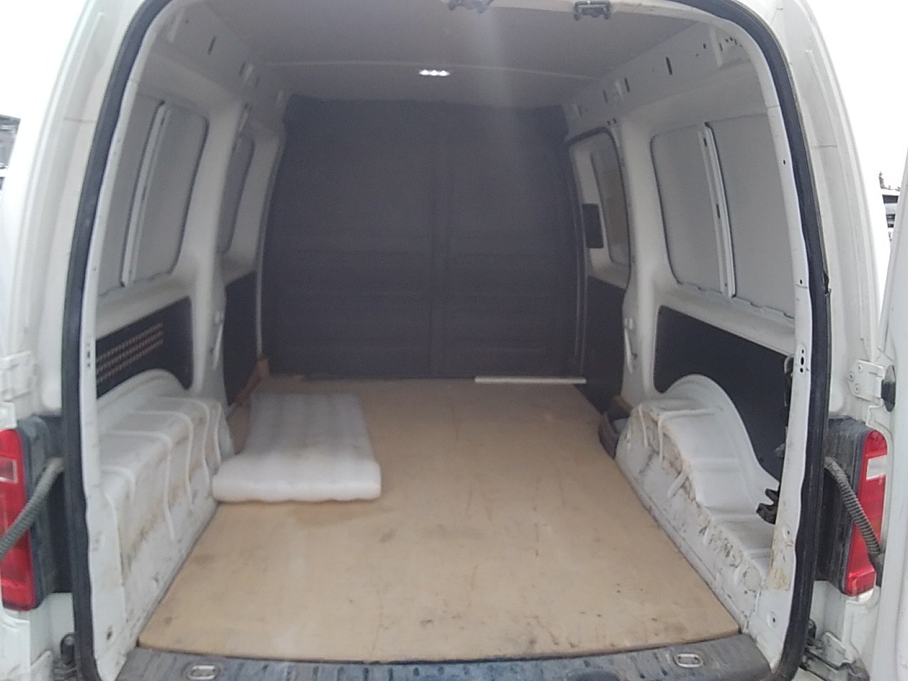 MIDCar coches ocasión Madrid Volkswagen Caddy Maxi Profesional Furgón 2.0 TDI