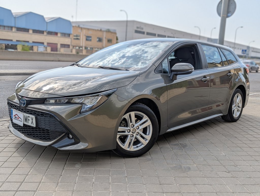 MIDCar coches ocasión Madrid Toyota Corolla 1.8E-CVT Tour Sport 125H Etiqueta ECO Nacional IVA y Garantía Incl