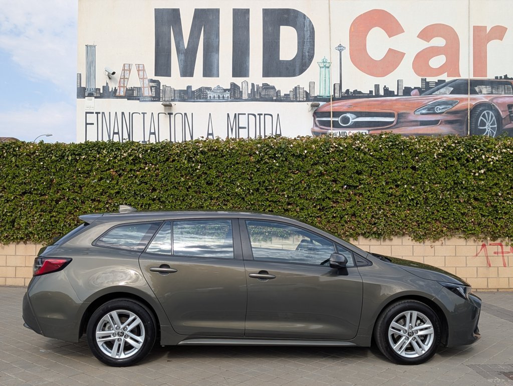 MIDCar coches ocasión Madrid Toyota Corolla 1.8E-CVT Tour Sport 125H Etiqueta ECO Nacional IVA y Garantía Incl