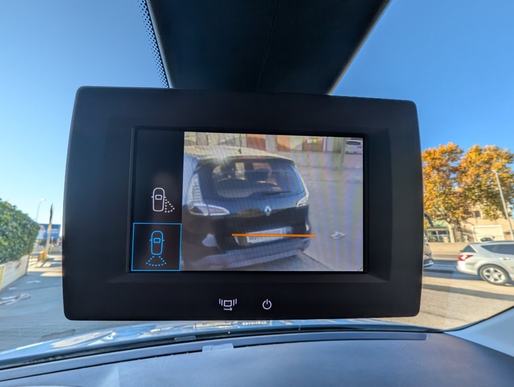 MIDCar coches ocasión Madrid Citroen Berlingo 1.5BlueHdi 130Cv 6 Velocidades IVA y Garantía Incl