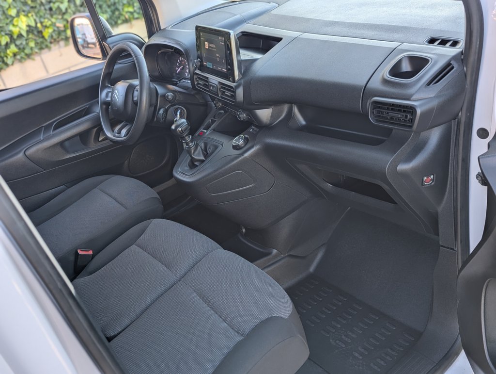 MIDCar coches ocasión Madrid Citroen Berlingo 1.5BlueHdi 102Cv 6 Velocidades Etiqueta C IVA y Garantía Incl Nacional Historial mantenimiento