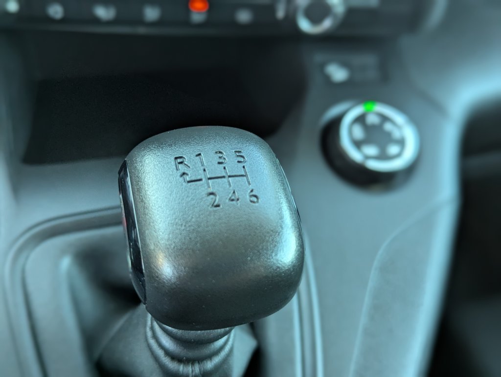 MIDCar coches ocasión Madrid Citroen Berlingo 1.5BlueHdi 102Cv 6 Velocidades Etiqueta C IVA y Garantía Incl Nacional Historial mantenimiento