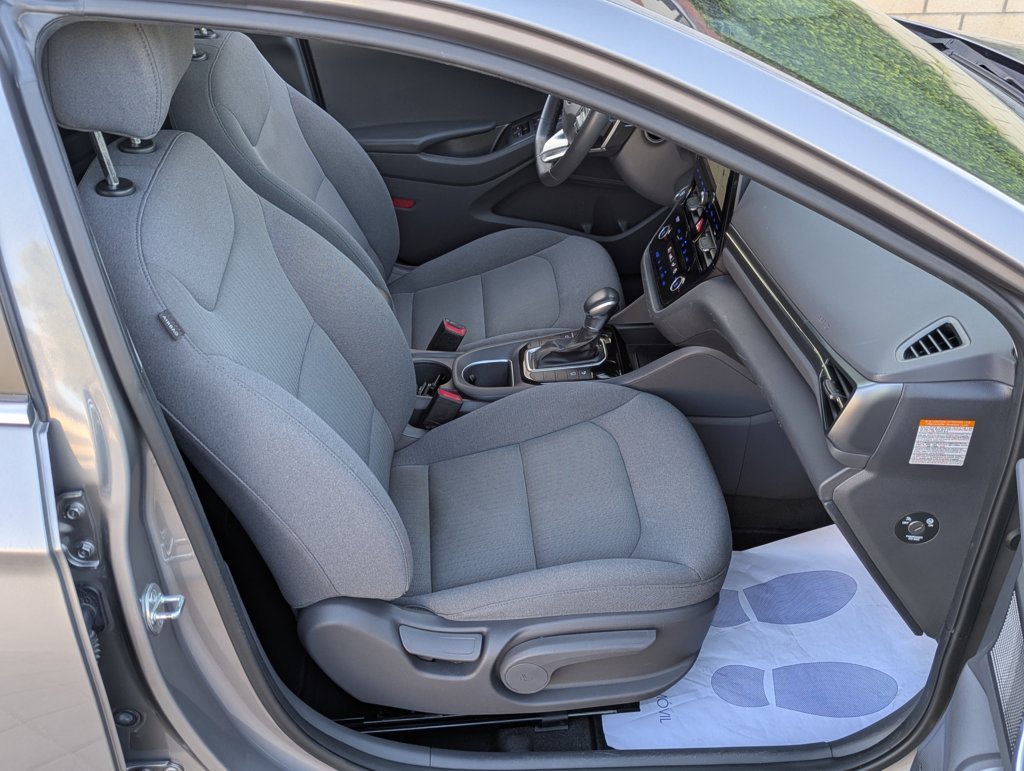 MIDCar coches ocasión Madrid HYUNDAI  iONIQ 1.6 GDI HEV Tecno DCT Hybrido