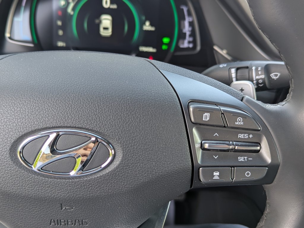 MIDCar coches ocasión Madrid HYUNDAI  iONIQ 1.6 GDI HEV Tecno DCT Hybrido