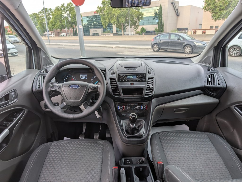 MIDCar coches ocasión Madrid Ford Transit Connect  Kombi 1.5 TDCi 100Cv Trend 230 L2  5 Puertas,  6 Velocidades, Etiqueta medioambiental C IVA Incl